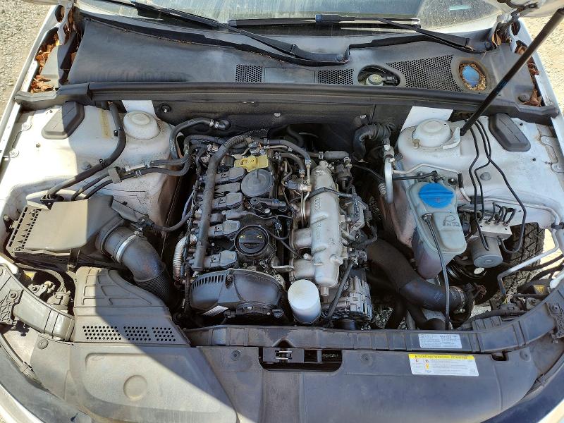 54553246 :رقم المزاد ، WAUBFAFL5FN034183 vin ، 2015 Audi A4 مزاد بيع