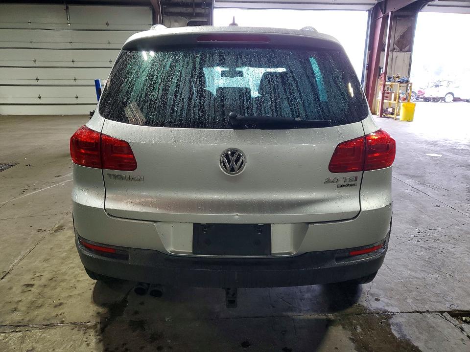 2012 Volkswagen Tiguan მანქანა იყიდება აუქციონზე, vin: WVGBV7AX9CW535260, აუქციონის ნომერი: 52270326