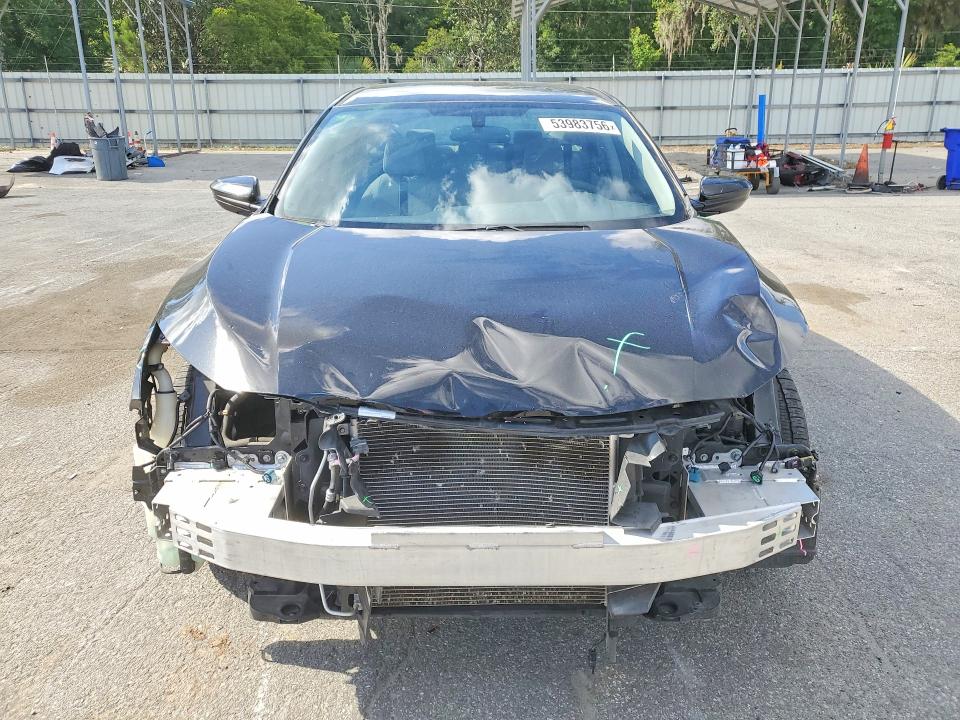 53983756 :رقم المزاد ، 19XFC2F5XJE003271 vin ، 2018 Honda Civic مزاد بيع