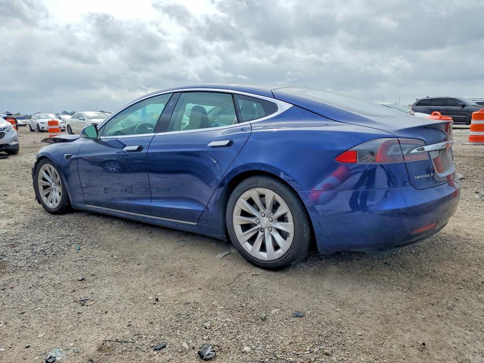 Aukcja sprzedaży 2017 Tesla Model S, vin: 5YJSA1E27HF221484, numer aukcji: 51890666