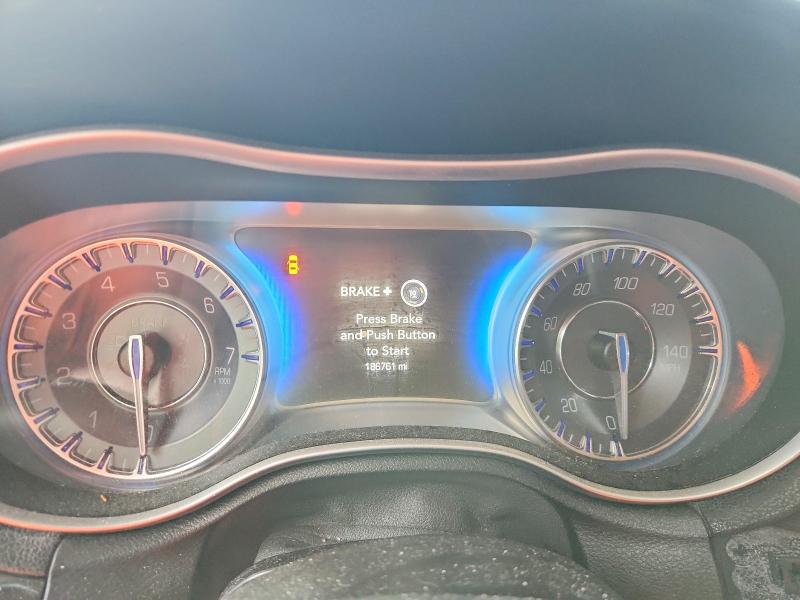 2015 Chrysler 300 მანქანა იყიდება აუქციონზე, vin: 2C3CCAAG2FH796605, აუქციონის ნომერი: 53585596