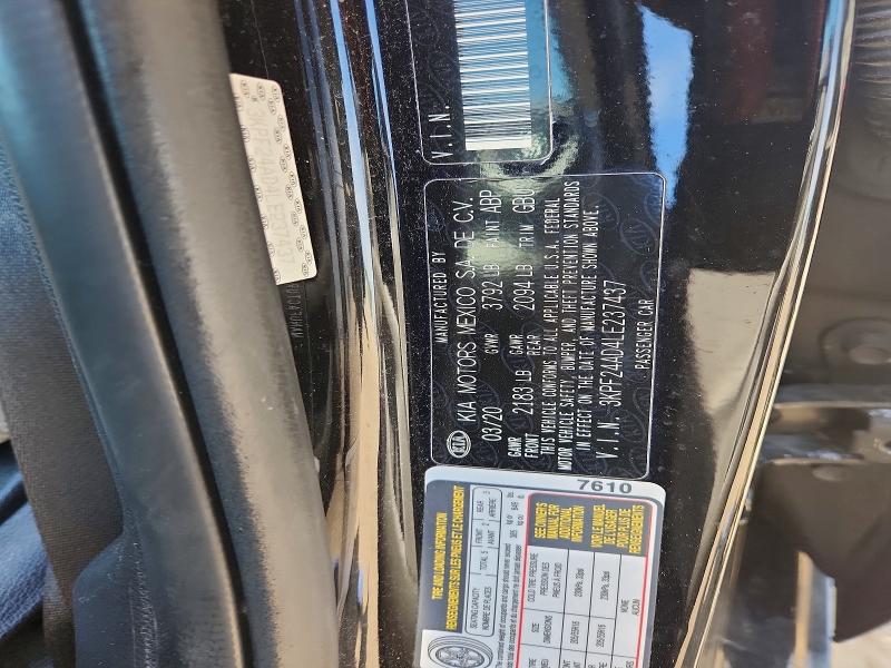 2020 Kia Forte მანქანა იყიდება აუქციონზე, vin: 3KPF24AD4LE237437, აუქციონის ნომერი: 55586836