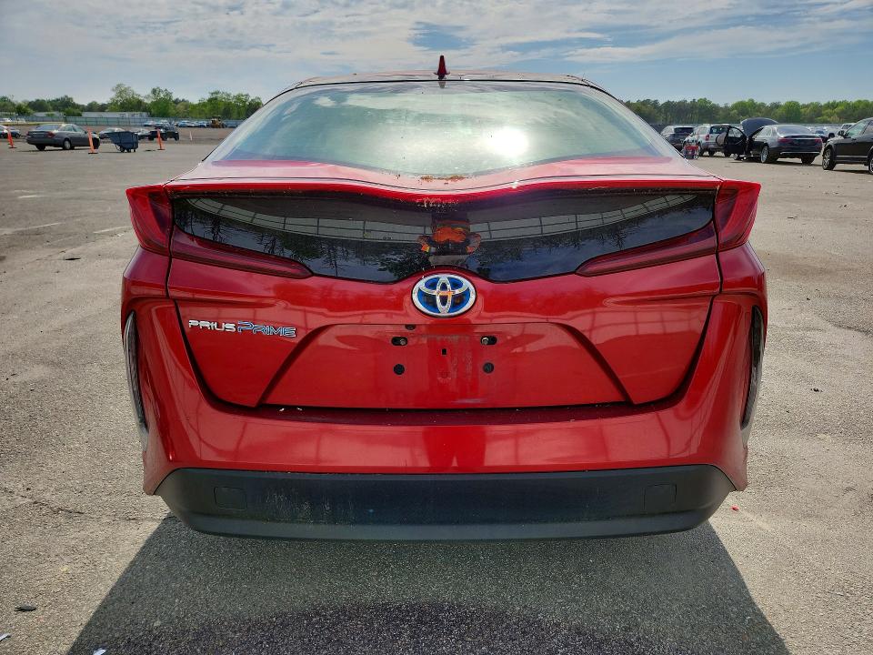 Продажа на аукционе авто 2018 Toyota Prius Prime, vin: JTDKARFP0J3077952, номер лота: 54335936
