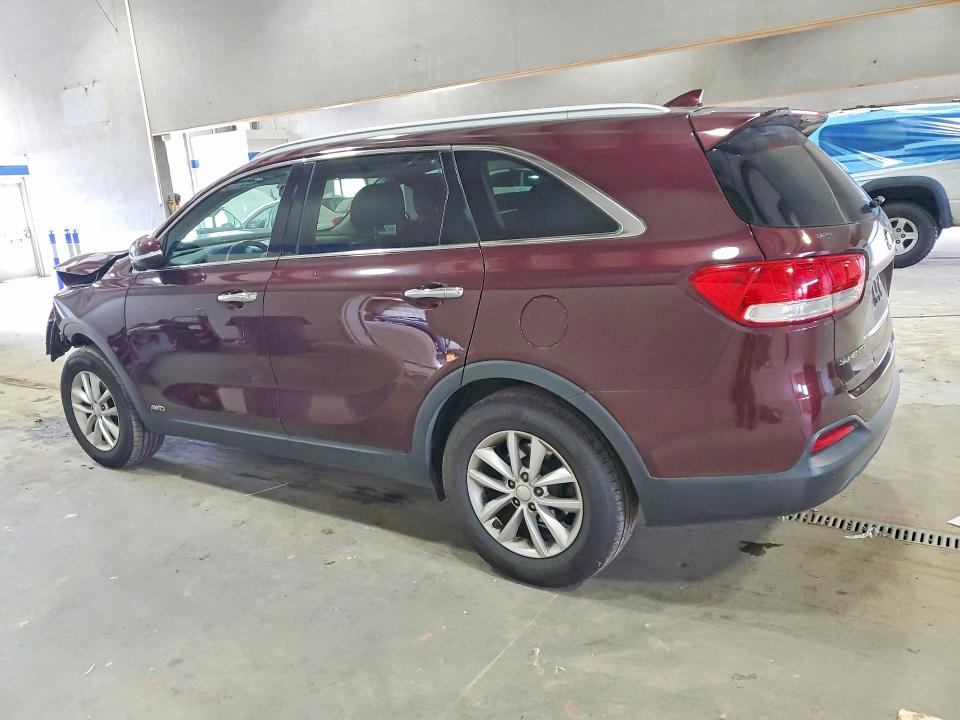 52825366 :رقم المزاد ، 5XYPGDA35HG323573 vin ، 2017 Kia Sorento مزاد بيع