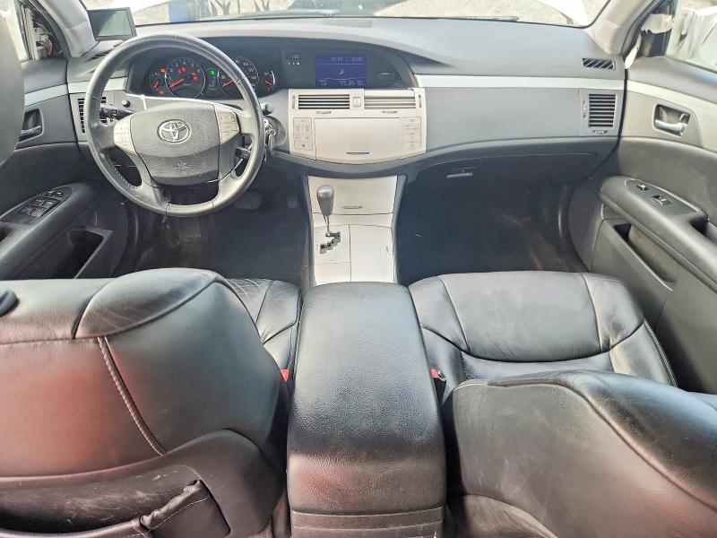 52917326 :رقم المزاد ، 4T1BK36B45U032524 vin ، 2005 Toyota Avalon مزاد بيع
