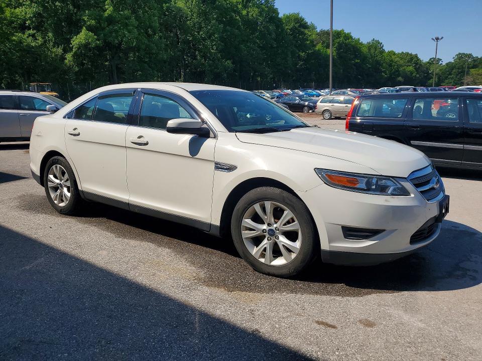 52894506 :رقم المزاد ، 1FAHP2HW5CG138203 vin ، 2012 Ford Taurus مزاد بيع