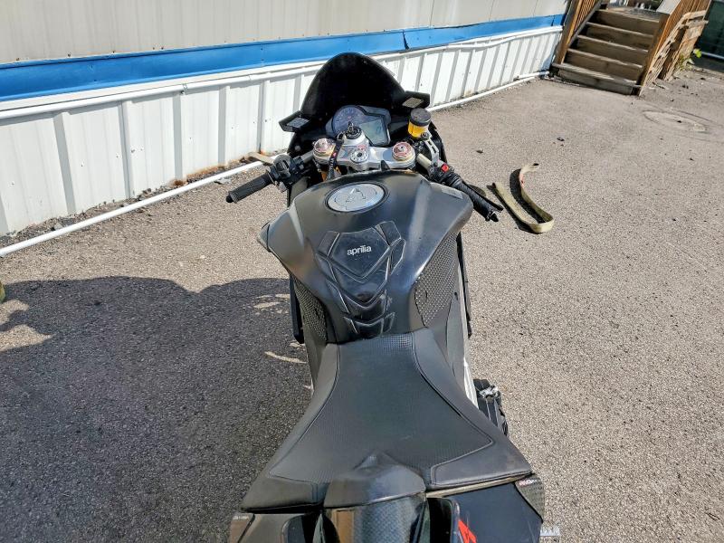 50123416 :رقم المزاد ، ZD4RKUA42ES000365 vin ، 2014 Aprilia Rsv4 مزاد بيع