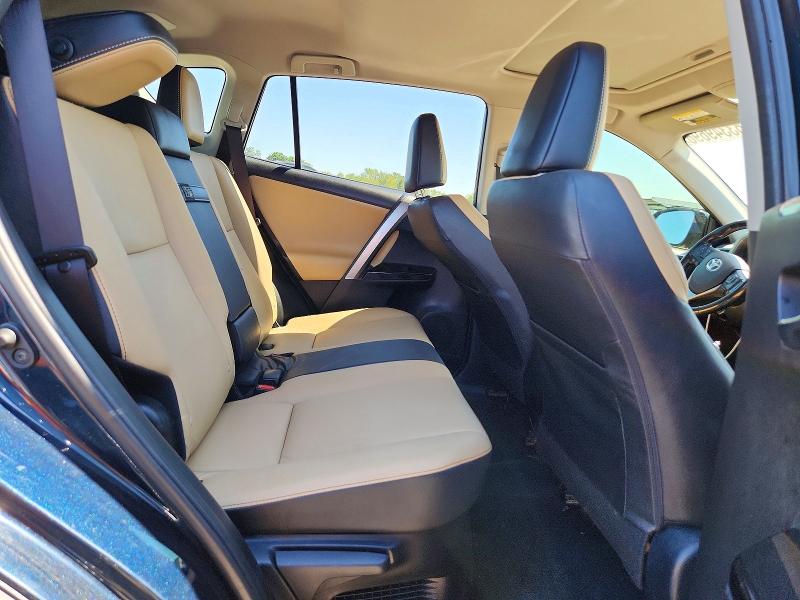 53349696 :رقم المزاد ، JTMDJREV5JD202852 vin ، 2018 Toyota Rav4 Hv مزاد بيع
