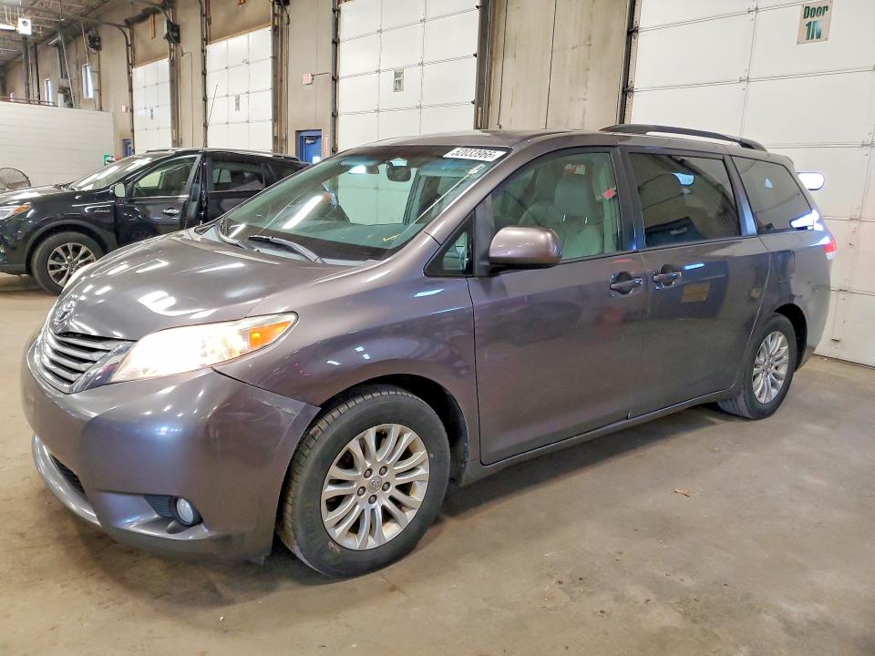Aukcja sprzedaży 2013 Toyota Sienna, vin: 5TDYK3DC2DS369481, numer aukcji: 52033966