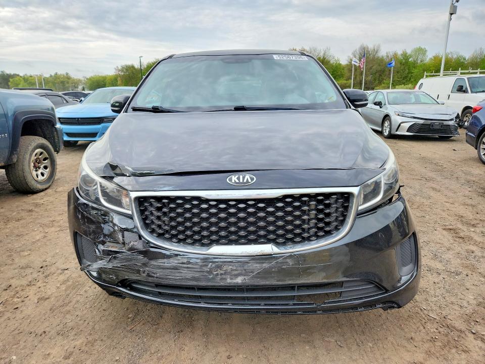 52567396 :رقم المزاد ، KNDMB5C19F6021545 vin ، 2015 Kia Sedona مزاد بيع