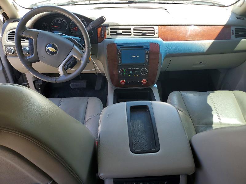Продаж на аукціоні авто 2011 Chevrolet Suburban, vin: 1GNSKJE37BR262728, номер лоту: 53658196