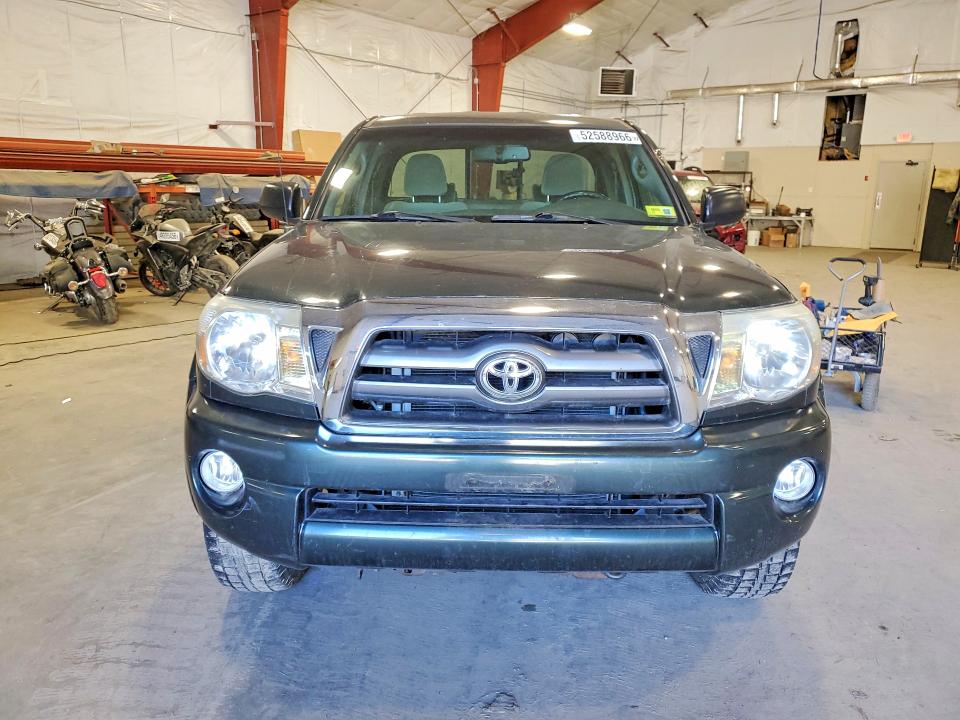 52588966 :رقم المزاد ، 5TEUU4ENXAZ684252 vin ، 2010 Toyota Tacoma مزاد بيع