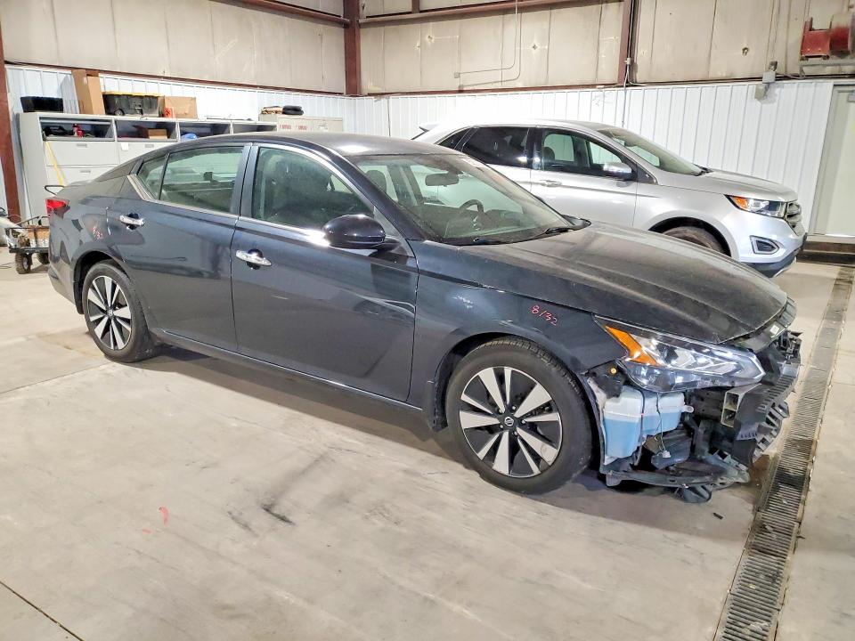 Продажа на аукционе авто 2021 Nissan Altima, vin: 1N4BL4DV6MN415190, номер лота: 52213936