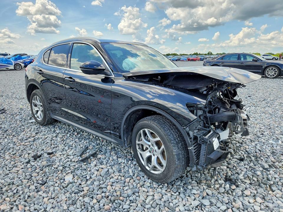 Продажа на аукционе авто 2020 Alfa Romeo Stelvio, vin: ZASPAJAN4L7C90922, номер лота: 54187036