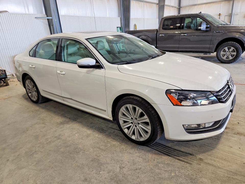 2013 Volkswagen Passat მანქანა იყიდება აუქციონზე, vin: 1VWBN7A37DC049242, აუქციონის ნომერი: 52077936