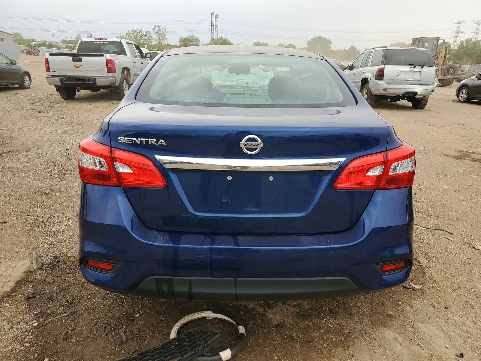 53071056 :رقم المزاد ، 3N1AB7AP9JY215227 vin ، 2018 Nissan Sentra مزاد بيع