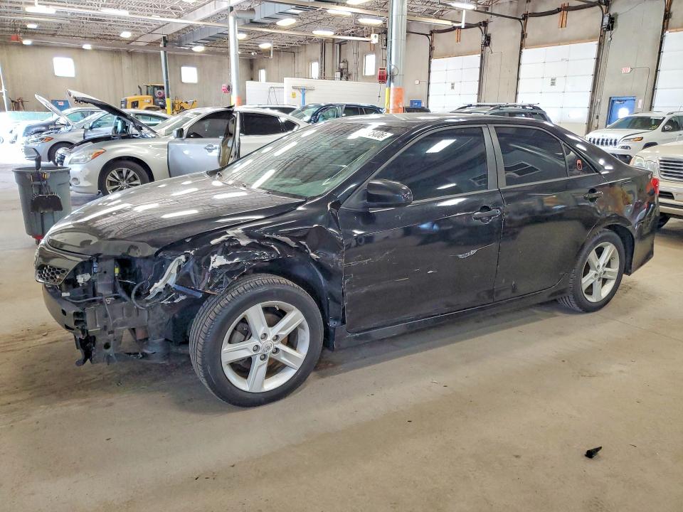 2012 Toyota Camry მანქანა იყიდება აუქციონზე, vin: 4T1BF1FK9CU135847, აუქციონის ნომერი: 54475406