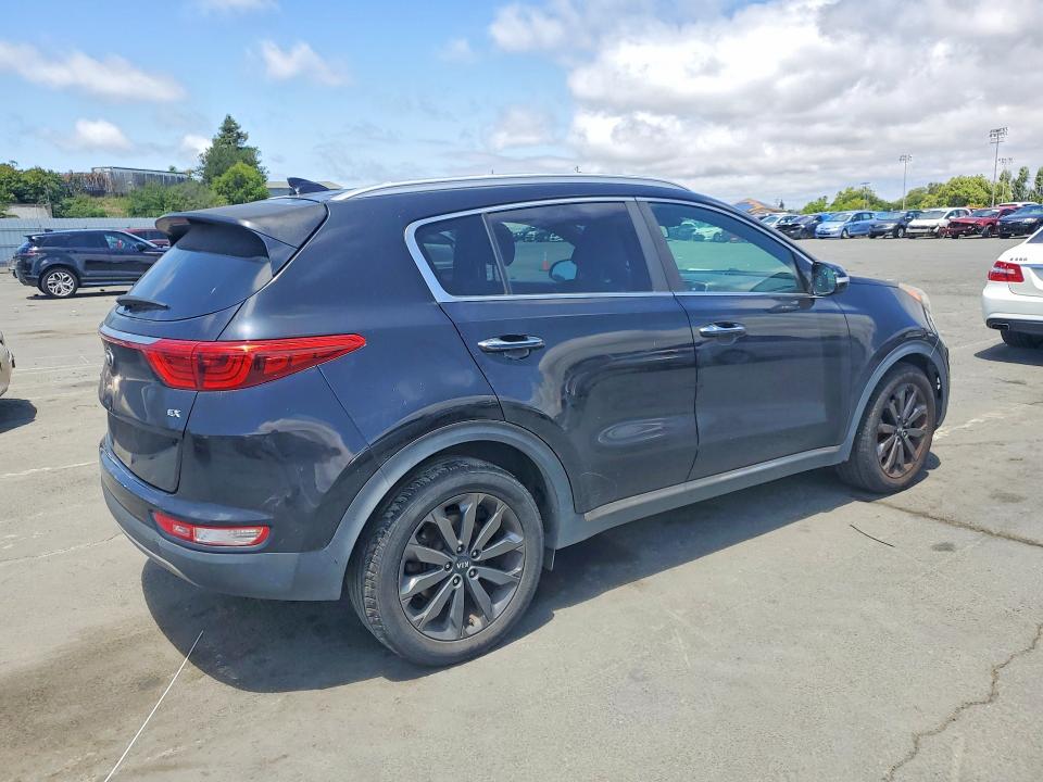 54162076 :رقم المزاد ، KNDPN3AC9J7409987 vin ، 2018 Kia Sportage مزاد بيع