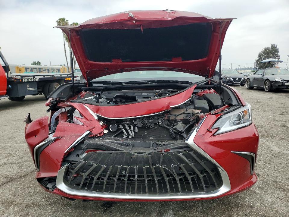 Продаж на аукціоні авто 2025 Lexus Es 300h, vin: 58ADA1C1XSU076270, номер лоту: 53459986
