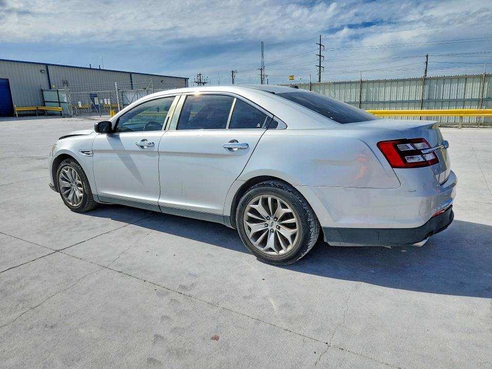 Продажа на аукционе авто 2015 Ford Taurus, vin: 1FAHP2F82FG152231, номер лота: 51813096