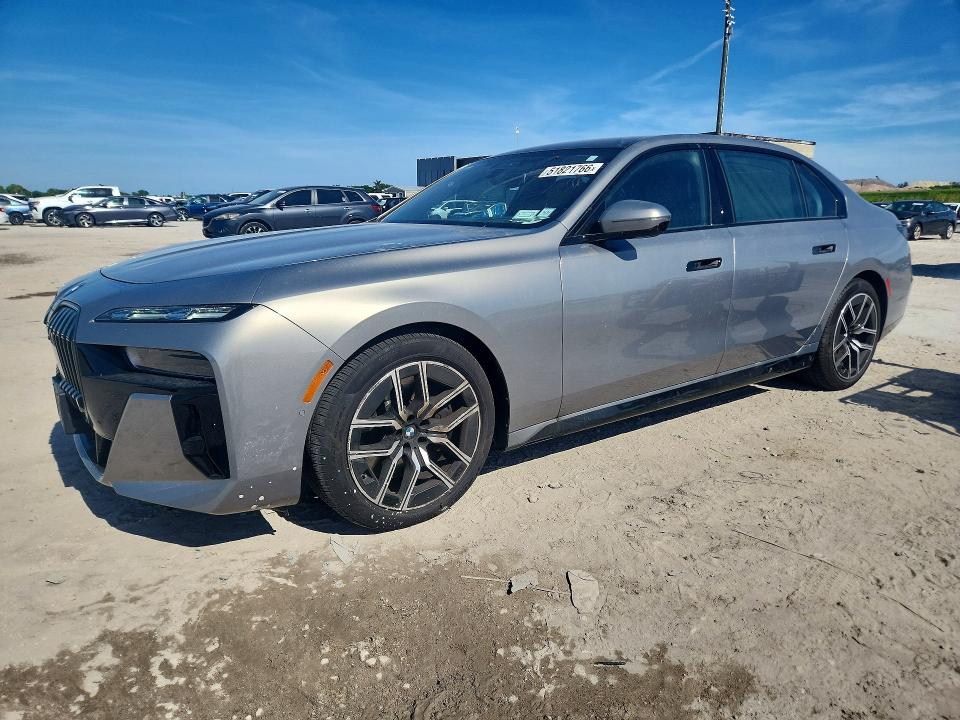 51821766 :رقم المزاد ، WBA33EJ09SCU62653 vin ، 2025 Bmw 760 مزاد بيع