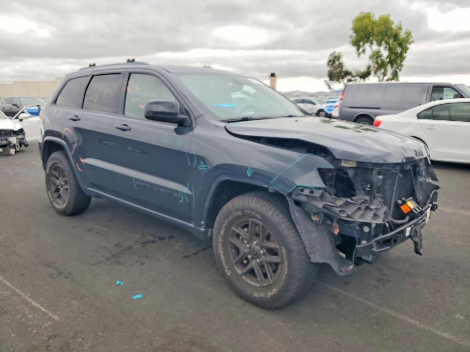 Продажа на аукционе авто 2018 Jeep Grand Cherokee, vin: 1C4RJFAG0JC360162, номер лота: 55515526