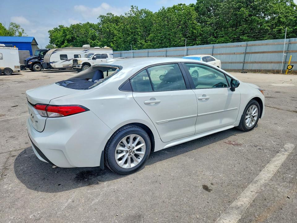 53981056 :رقم المزاد ، 5YFVPMAE6NP383779 vin ، 2022 Toyota Corolla مزاد بيع