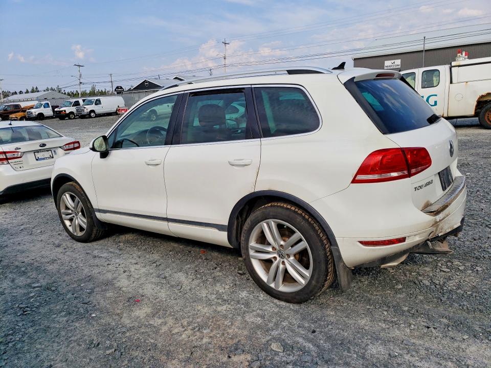 53635706 :رقم المزاد ، WVGDP9BP3DD012827 vin ، 2013 Volkswagen Truck/van Touareg V6 Tdi 4dr Awd مزاد بيع
