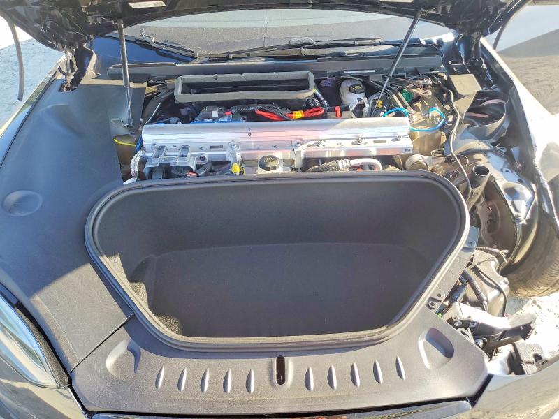 54259216 :رقم المزاد ، 5YJSA1E57TF557140 vin ، 2026 Tesla Model S مزاد بيع
