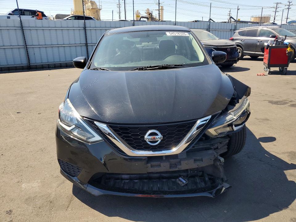 Продажа на аукционе авто 2018 Nissan Sentra, vin: 3N1AB7AP3JY277609, номер лота: 54518326