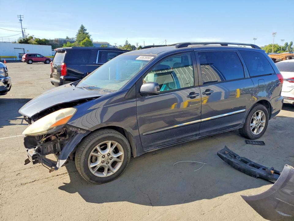 Продажа на аукционе авто 2006 Toyota Sienna Van 2wd, vin: 5TDBA22C76S073557, номер лота: 53628956