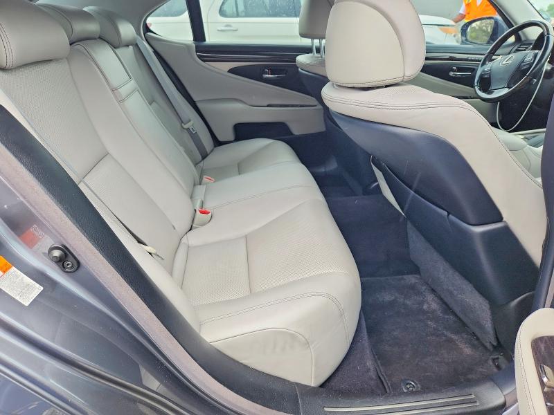 51628326 :رقم المزاد ، JTHBL5EF3G5142977 vin ، 2016 Lexus Ls مزاد بيع