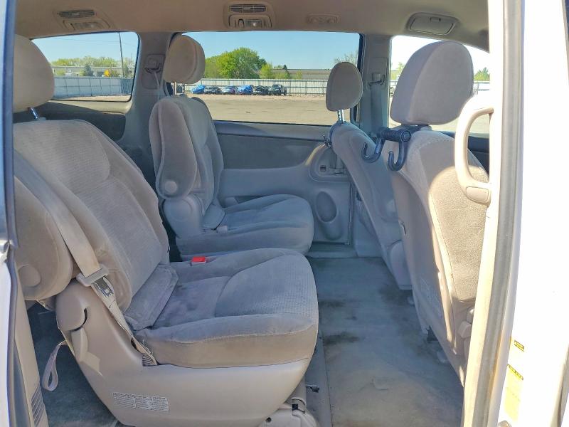 53320316 :رقم المزاد ، 5TDZK23C37S085698 vin ، 2007 Toyota Sienna مزاد بيع