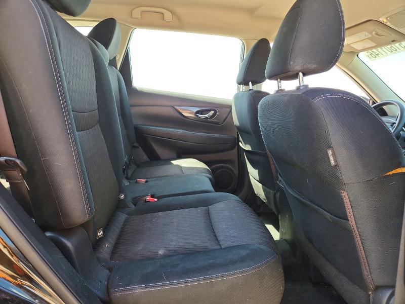 51601146 :رقم المزاد ، KNMAT2MV1HP617326 vin ، 2017 Nissan Rogue مزاد بيع