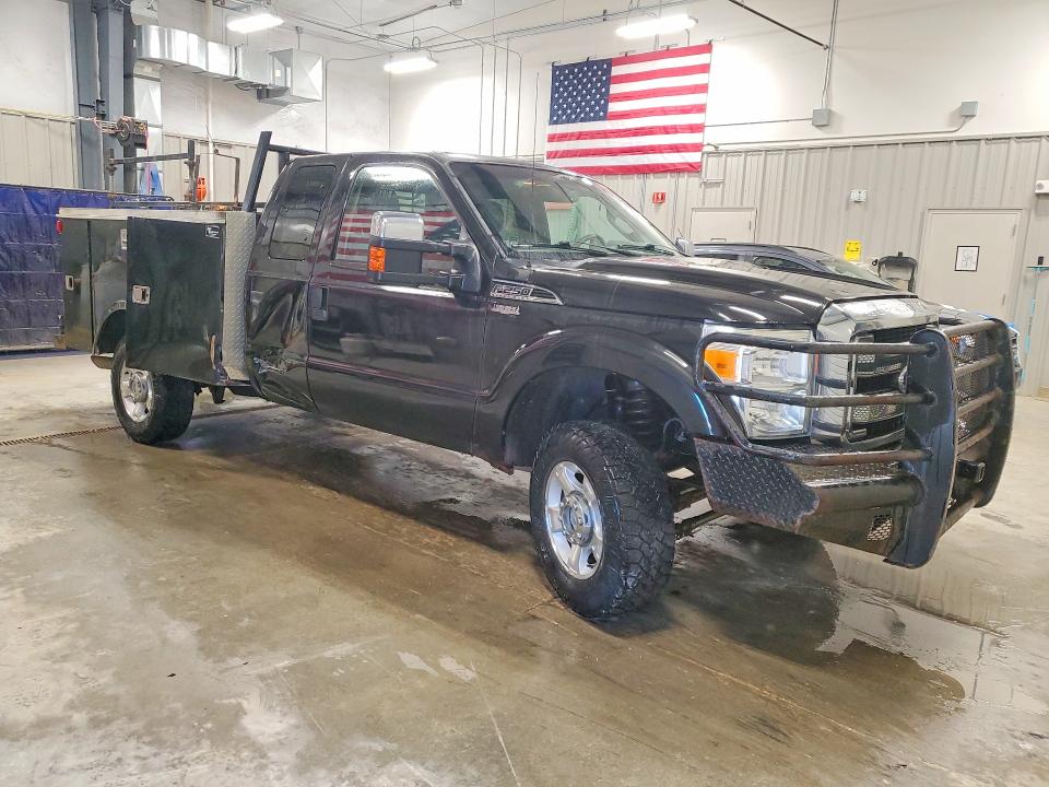 53761116 :رقم المزاد ، 1FT7X2B64BEC43792 vin ، 2011 Ford F250 مزاد بيع