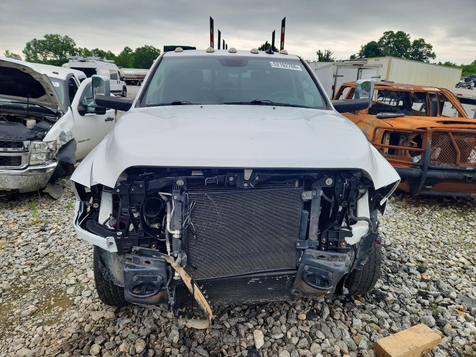 52162766 :رقم المزاد ، 3C63RRJL7JG410329 vin ، 2018 Ram 3500 مزاد بيع