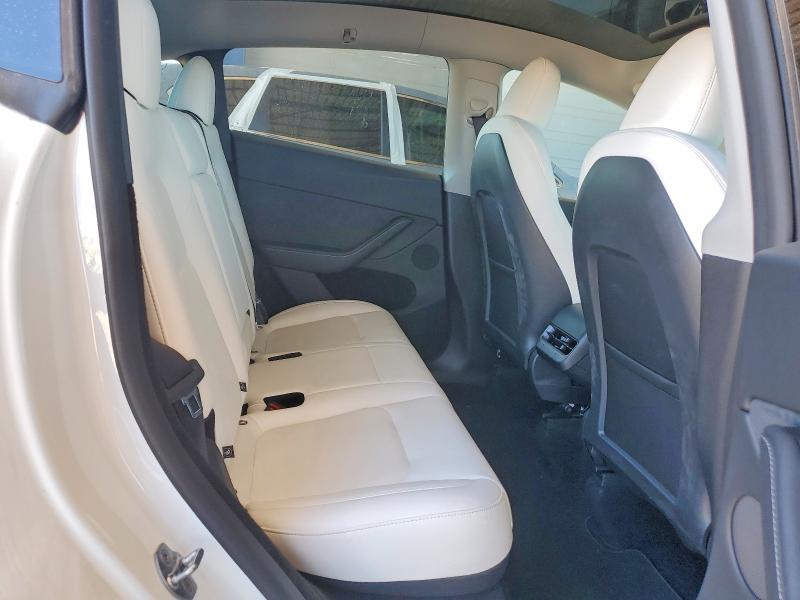 2025 Tesla Model Y მანქანა იყიდება აუქციონზე, vin: 7SAYGDED0SA377272, აუქციონის ნომერი: 53267206