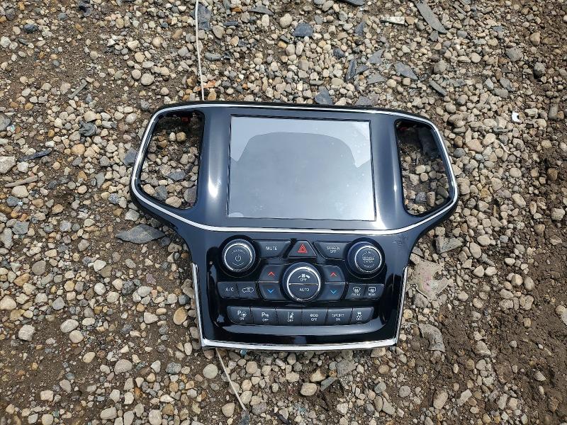 2020 Jeep Grand Cherokee მანქანა იყიდება აუქციონზე, vin: 1C4RJFBT6LC249792, აუქციონის ნომერი: 53821086