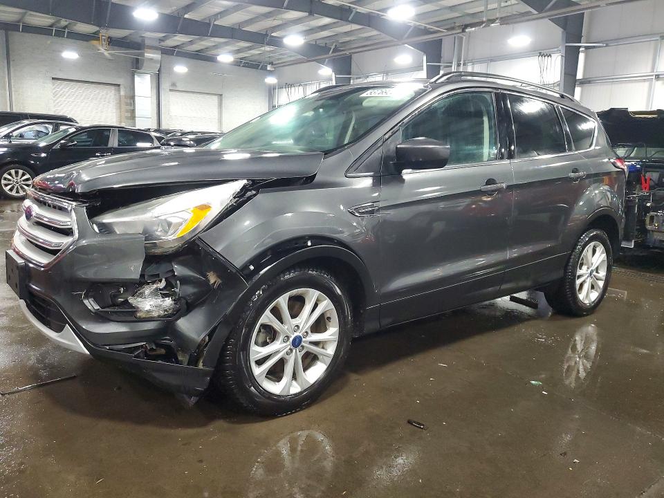 53769566 :رقم المزاد ، 1FMCU9HD6JUB43778 vin ، 2018 Ford Escape مزاد بيع