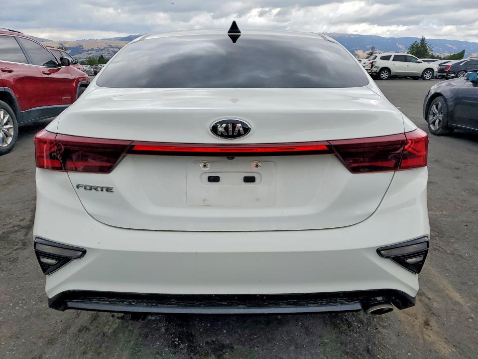 Продажа на аукционе авто 2021 Kia Forte, vin: 3KPF24AD5ME316472, номер лота: 55059226