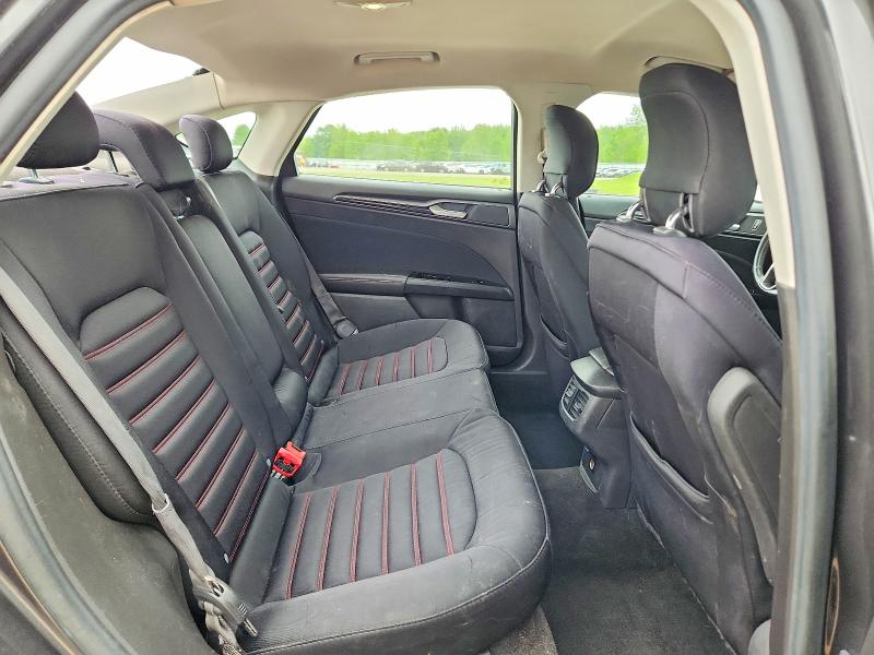 54832906 :رقم المزاد ، 3FA6P0H73FR125418 vin ، 2015 Ford Fusion مزاد بيع