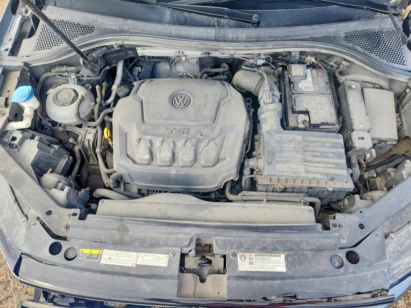 51776916 :رقم المزاد ، 3VV2B7AX8JM157282 vin ، 2018 Volkswagen Tiguan مزاد بيع