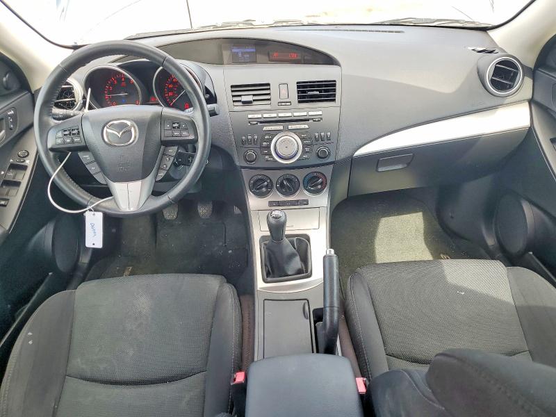 52264616 :رقم المزاد ، JM1BL1K56B1415318 vin ، 2011 Mazda 3 مزاد بيع