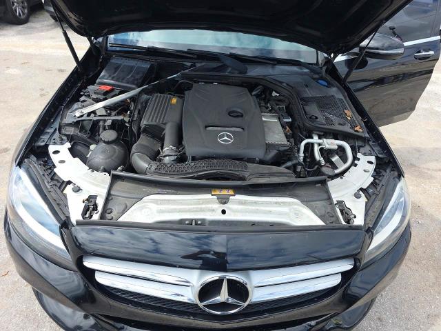 53729296 :رقم المزاد ، 55SWF4JB6JU279942 vin ، 2018 Mercedes-benz C مزاد بيع