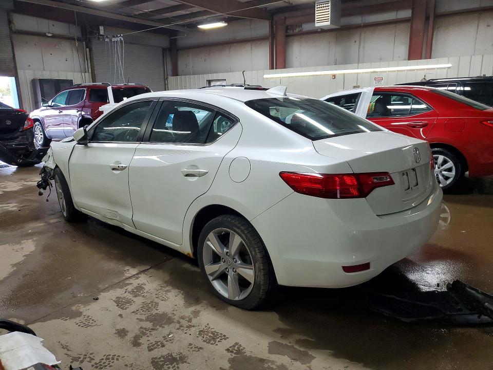 51770986 :رقم المزاد ، 19VDE1F73DE006880 vin ، 2013 Acura Ilx مزاد بيع