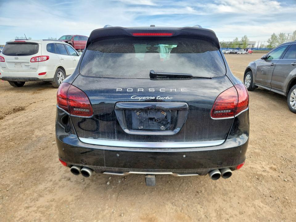 Продаж на аукціоні авто 2012 Porsche Cayenne, vin: WP1AC2A26CLA83085, номер лоту: 53576316