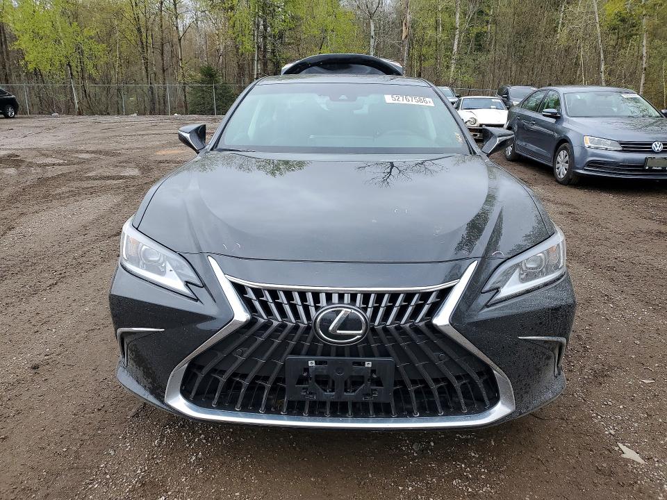 52767586 :رقم المزاد ، 58AB21B11SU015637 vin ، 2025 Lexus Es مزاد بيع