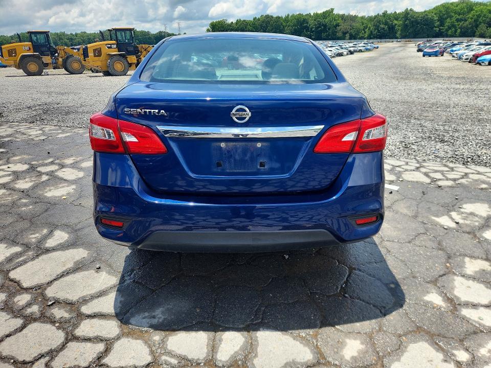Продажа на аукционе авто 2018 Nissan Sentra, vin: 3N1AB7AP0JY316270, номер лота: 55131796