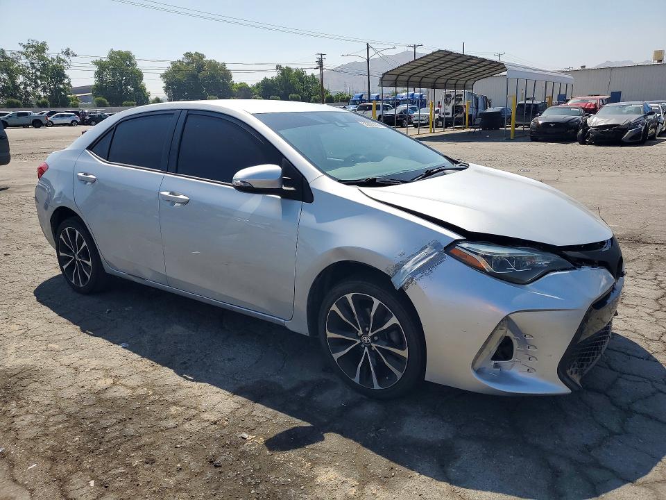 Продажа на аукционе авто 2018 Toyota Corolla, vin: 5YFBURHE2JP806740, номер лота: 53286056