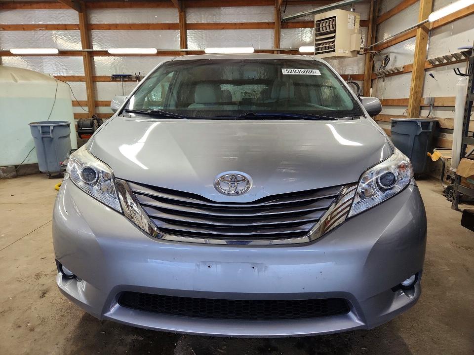 Aukcja sprzedaży 2017 Toyota Sienna, vin: 5TDYZ3DC7HS815917, numer aukcji: 52835006